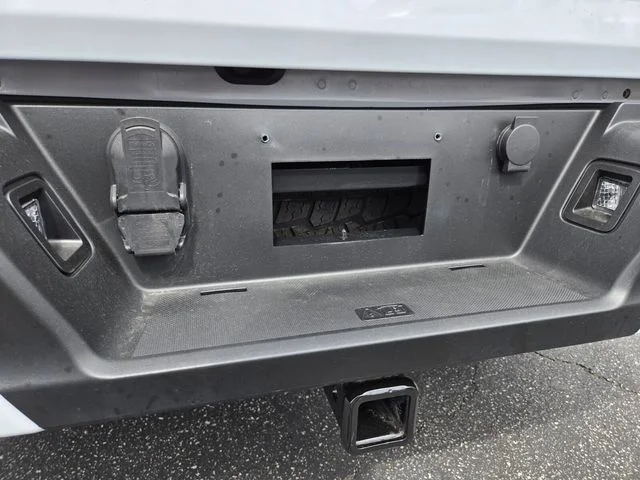 Used 2022 White Ford XLT image 18