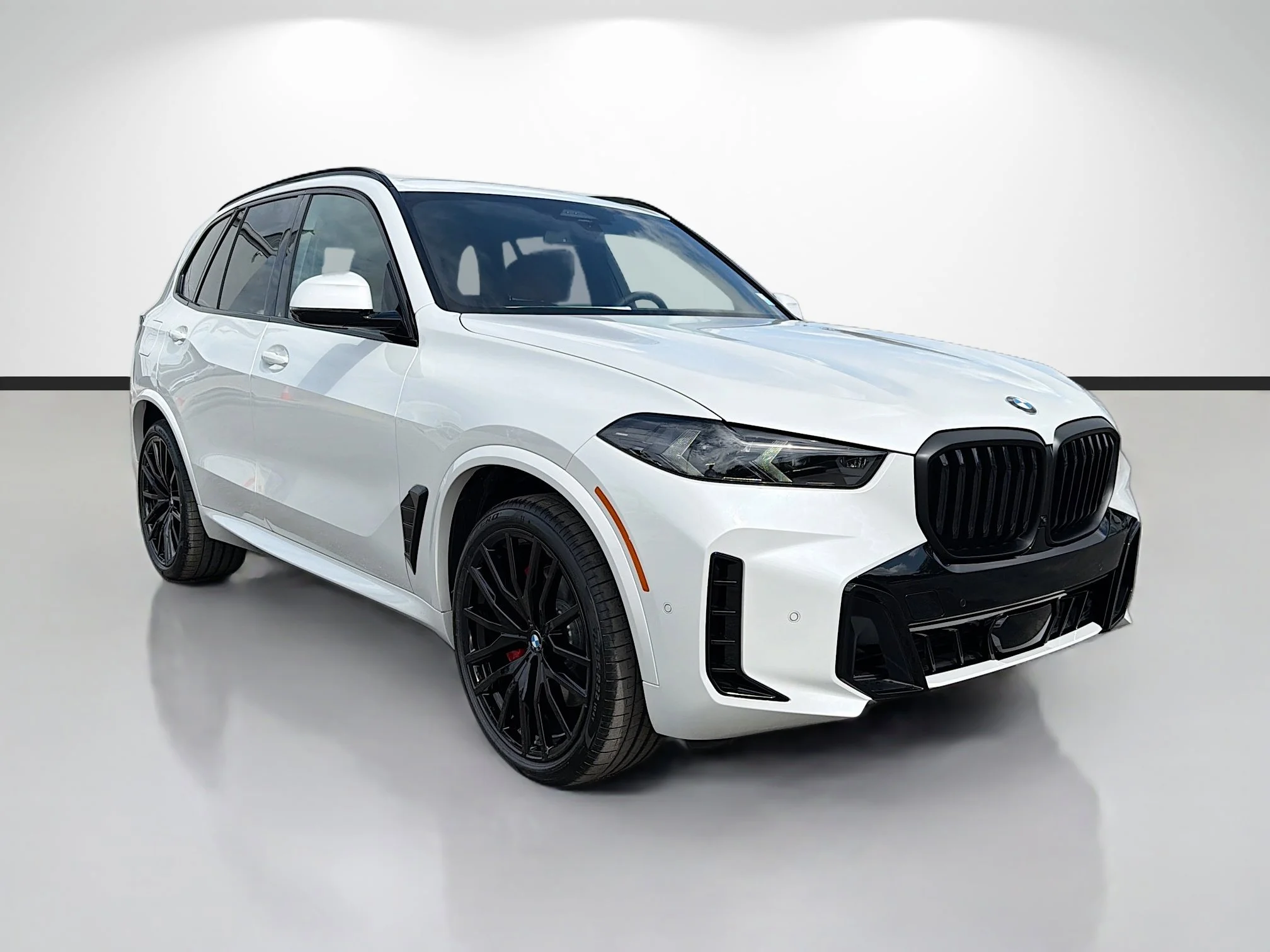 New 2026 Mineral White Metallic BMW xDrive40i image 1