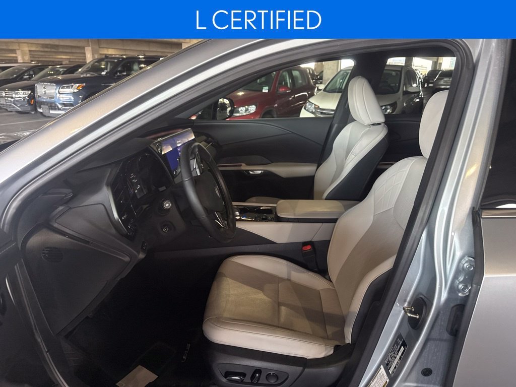 Used 2026  Lexus 350 Premium+ image 2