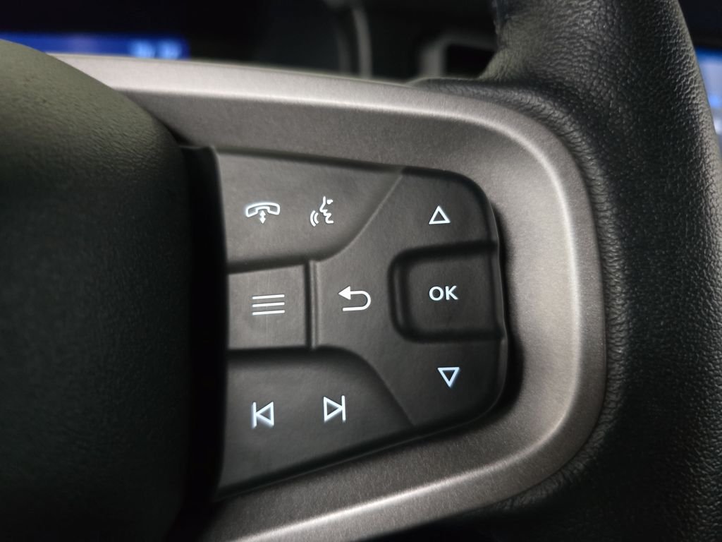 Used 2023 Cactus Gray Ford Badlands image 20