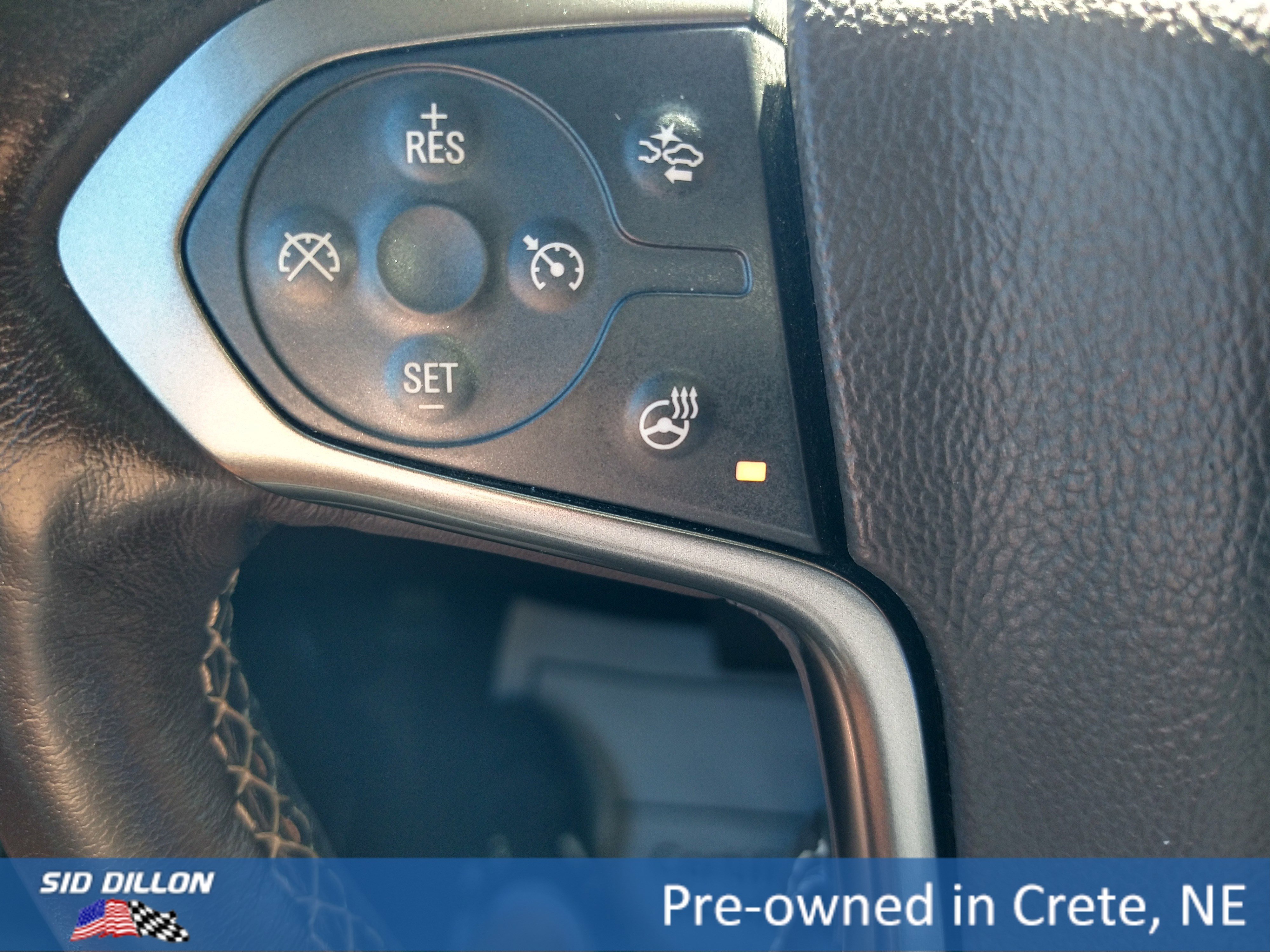 Used 2020 SHADOW GRAY METALLIC Chevrolet Premier image 13
