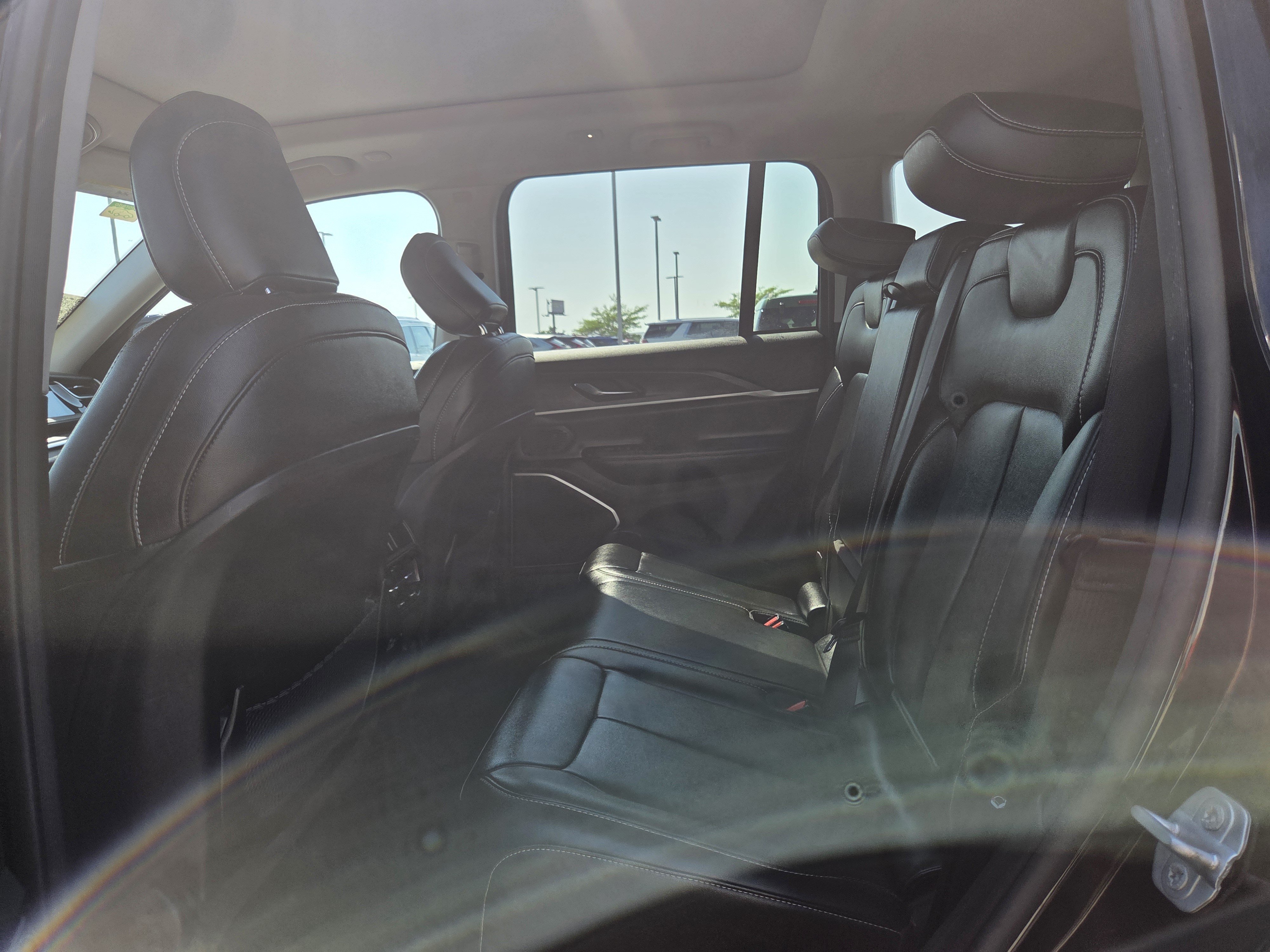 Used 2024 Diamond Black Jeep  image 16