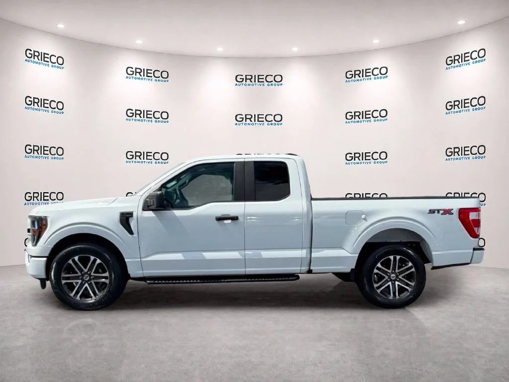 Used 2023 Oxford White Ford XL image 4