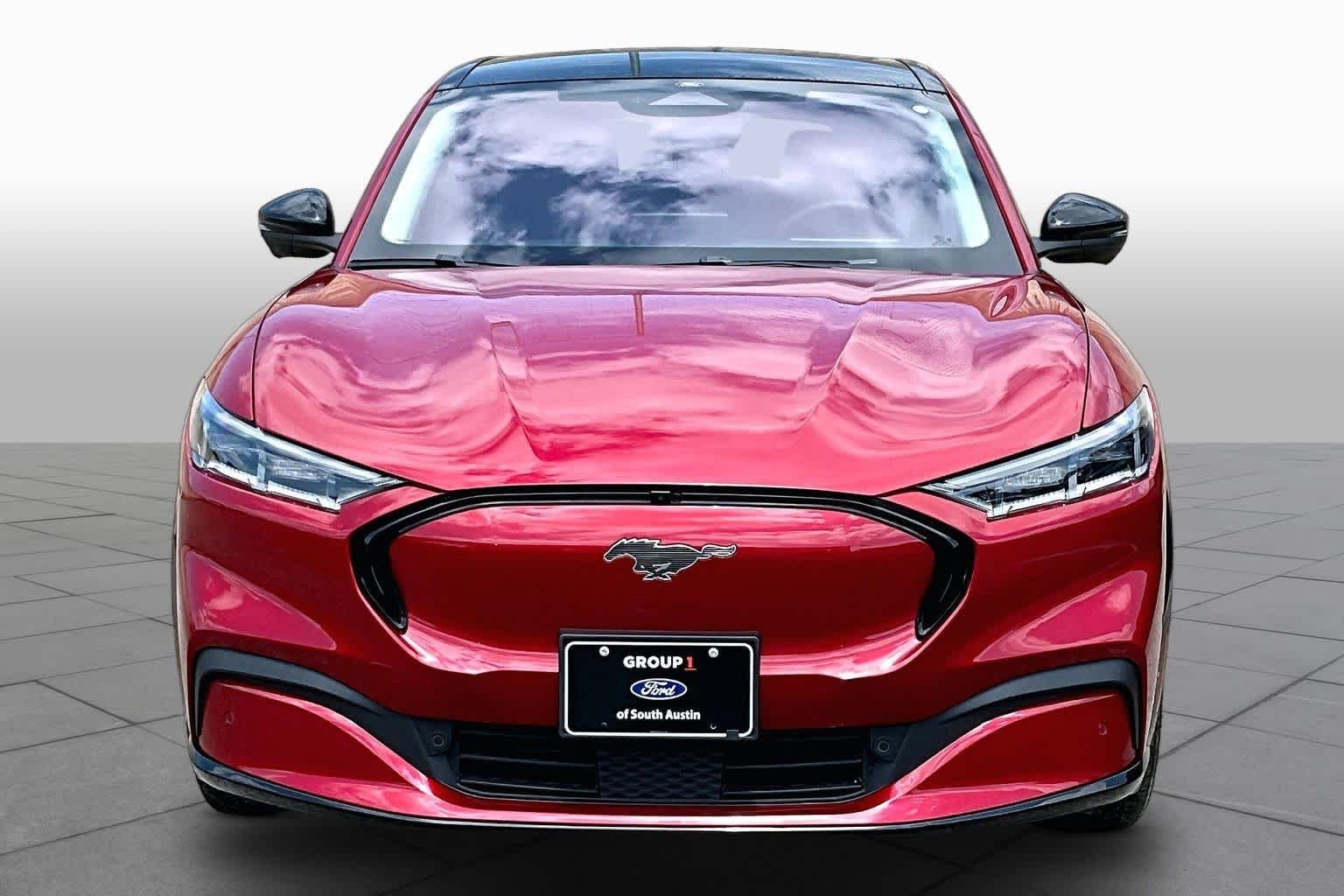 Used 2021 Rapid Red Metallic Tinted Clearcoat Ford Premium image 3