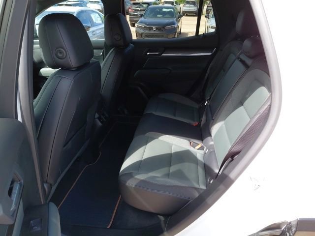 2026 GMC Terrain AT4 - Photo 25