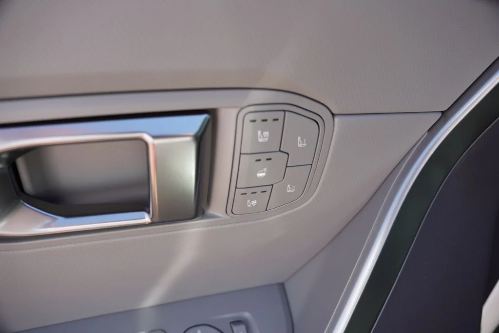 New 2027 Snow White Pearl Kia X-Line SX image 15
