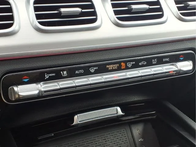Used 2025  Mercedes-Benz GLS 450 image 10