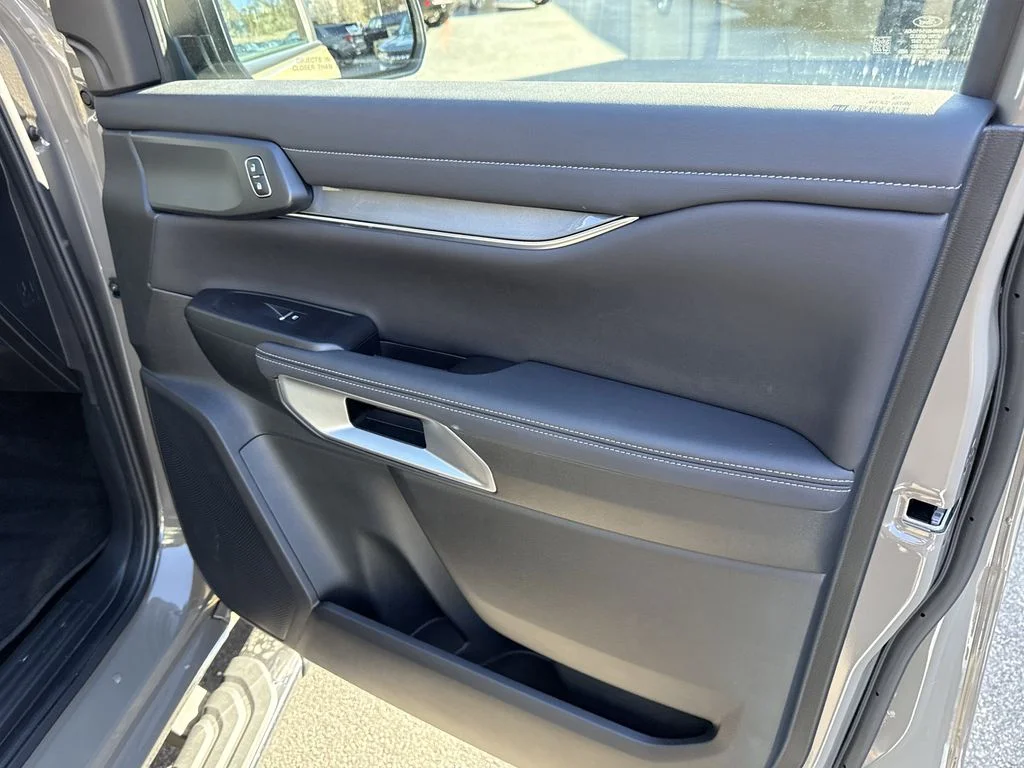 Used 2025 Gray Ford Lariat image 30