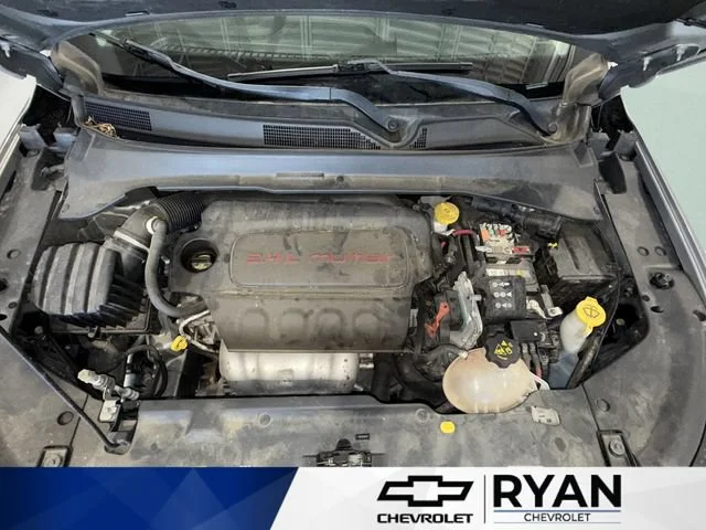 Used 2018 Silver Jeep Latitude image 43