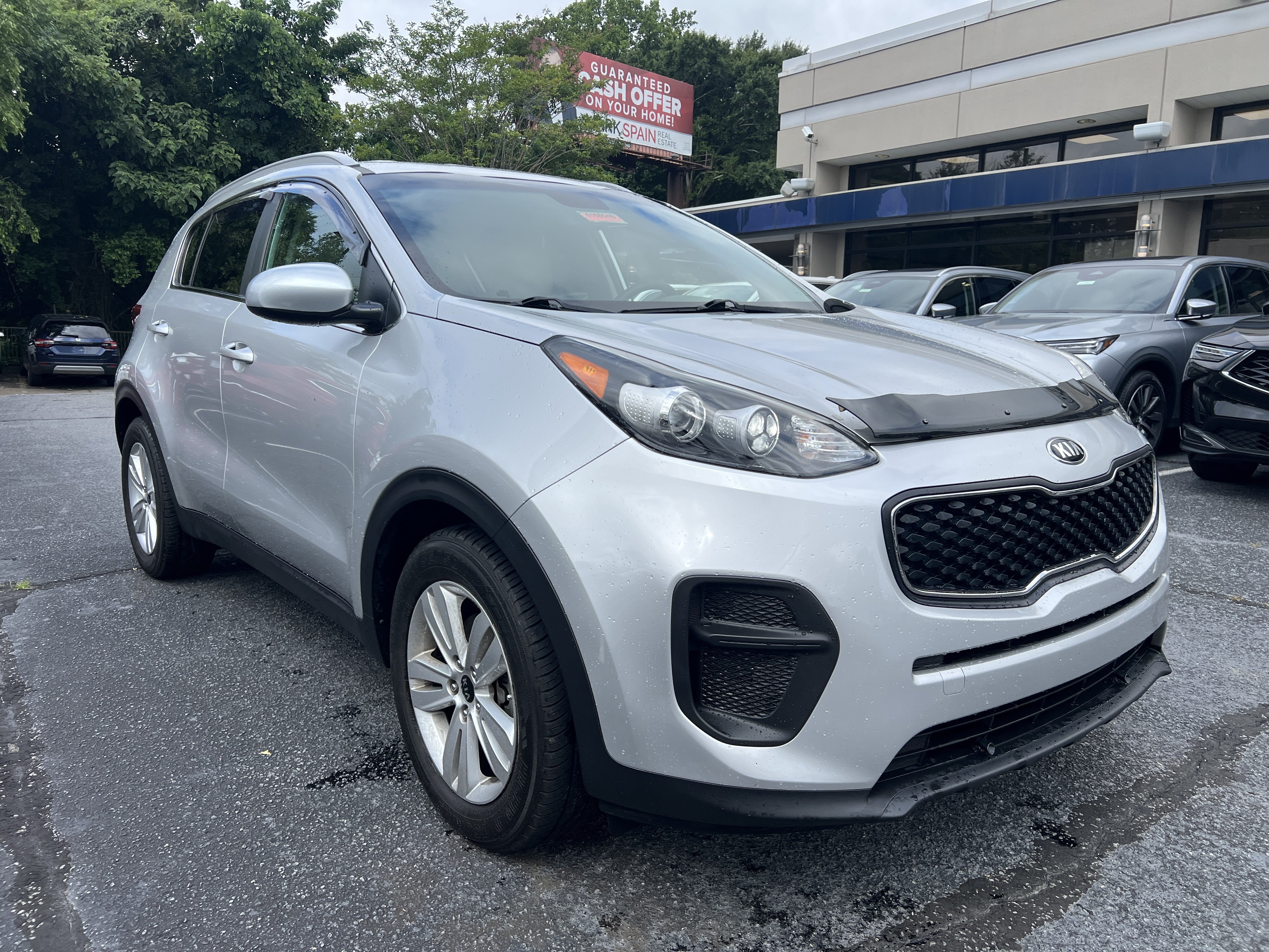 Used 2017 Sparkling Silver Kia LX image 7