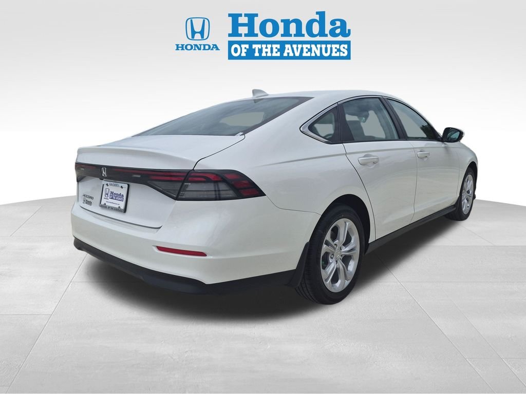 New 2026 Platinum White Pearl Honda LX image 6