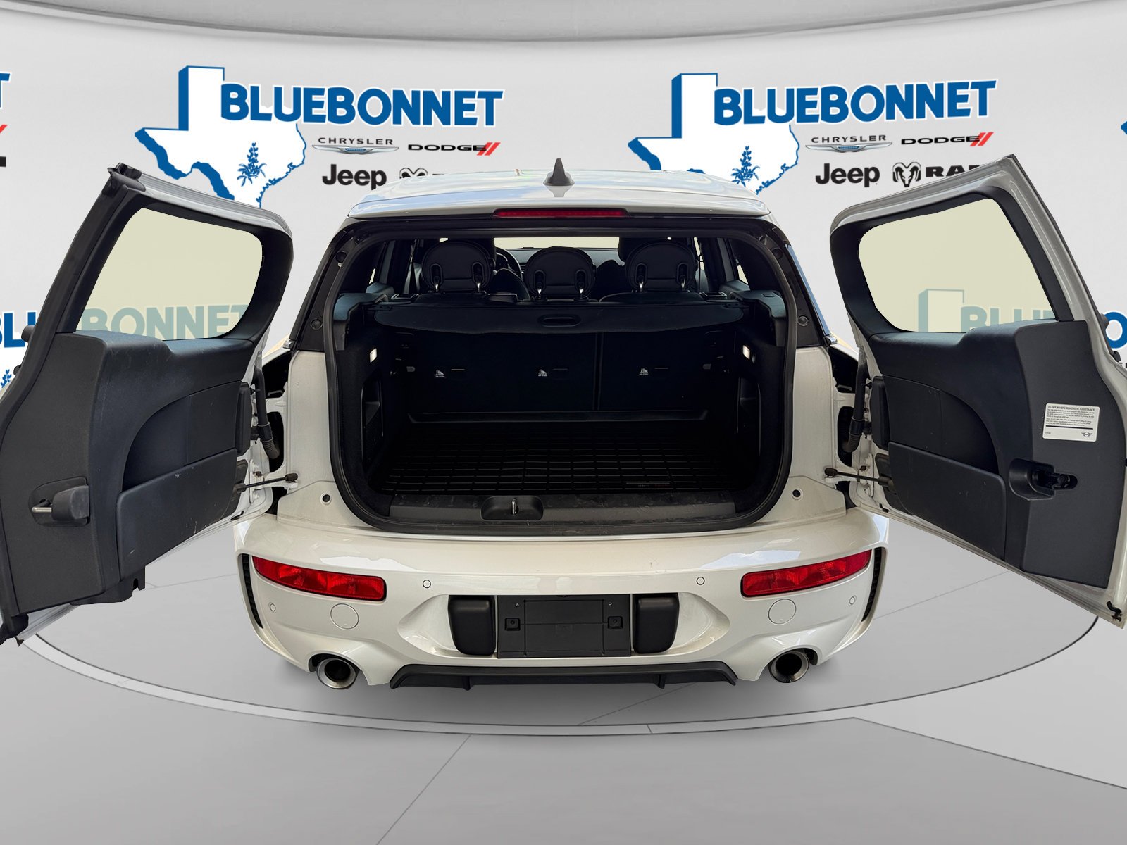 Used 2024 White Metallic MINI John Cooper Works image 23
