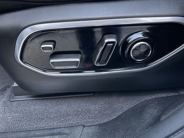 2021 Jeep Grand Cherokee L Overland - Photo 12