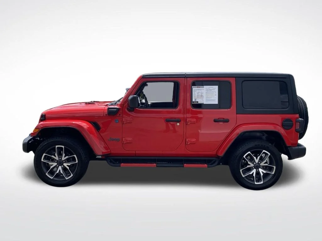 Used 2024 Red Jeep Sport S 4xe image 4