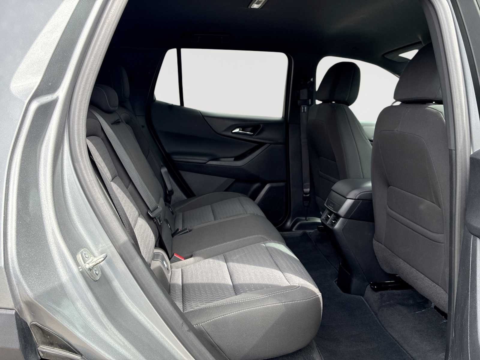2025 Chevrolet Equinox LT - Photo 27