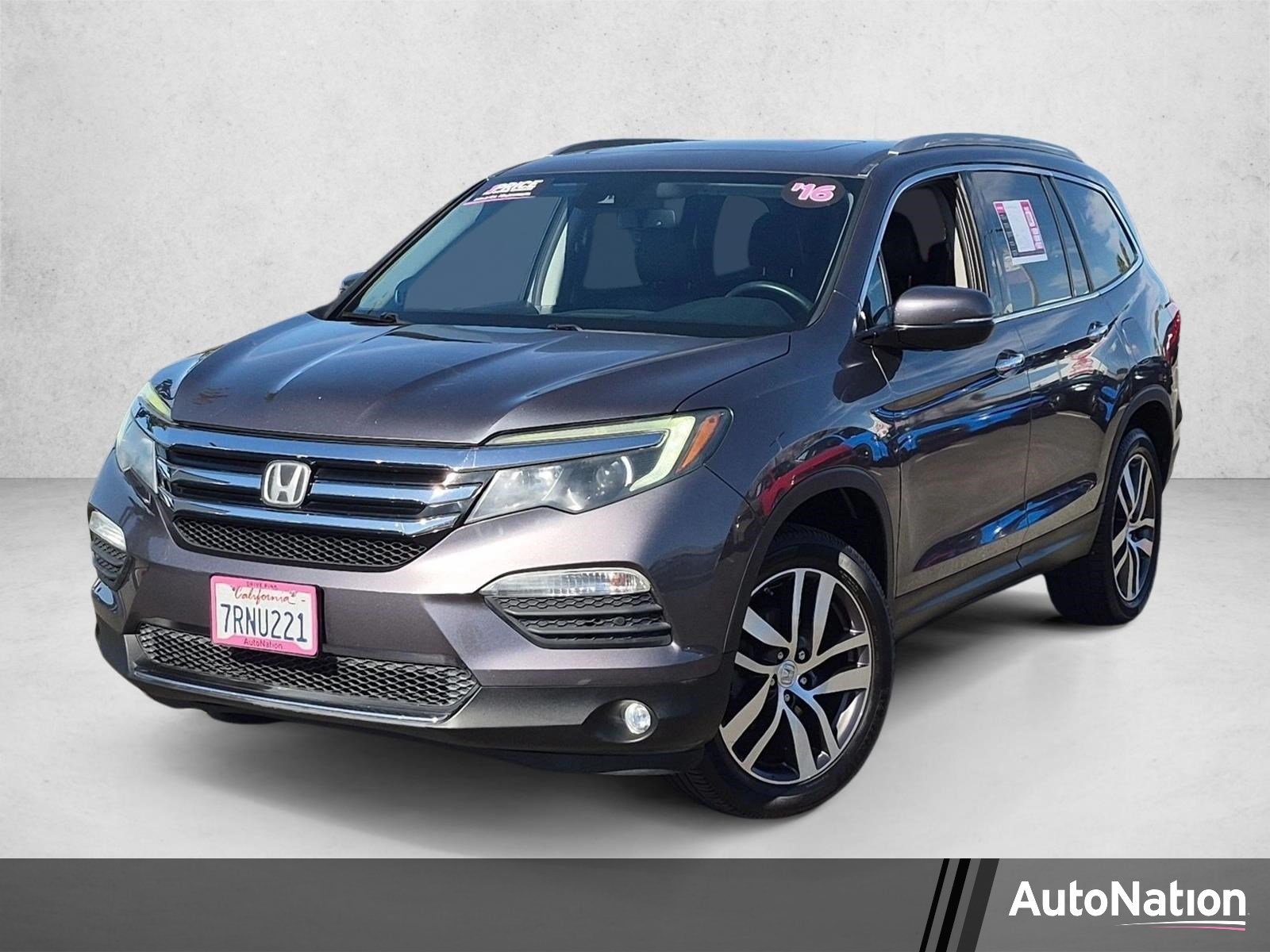 Used 2016 Modern Steel Metallic Honda Touring image 1