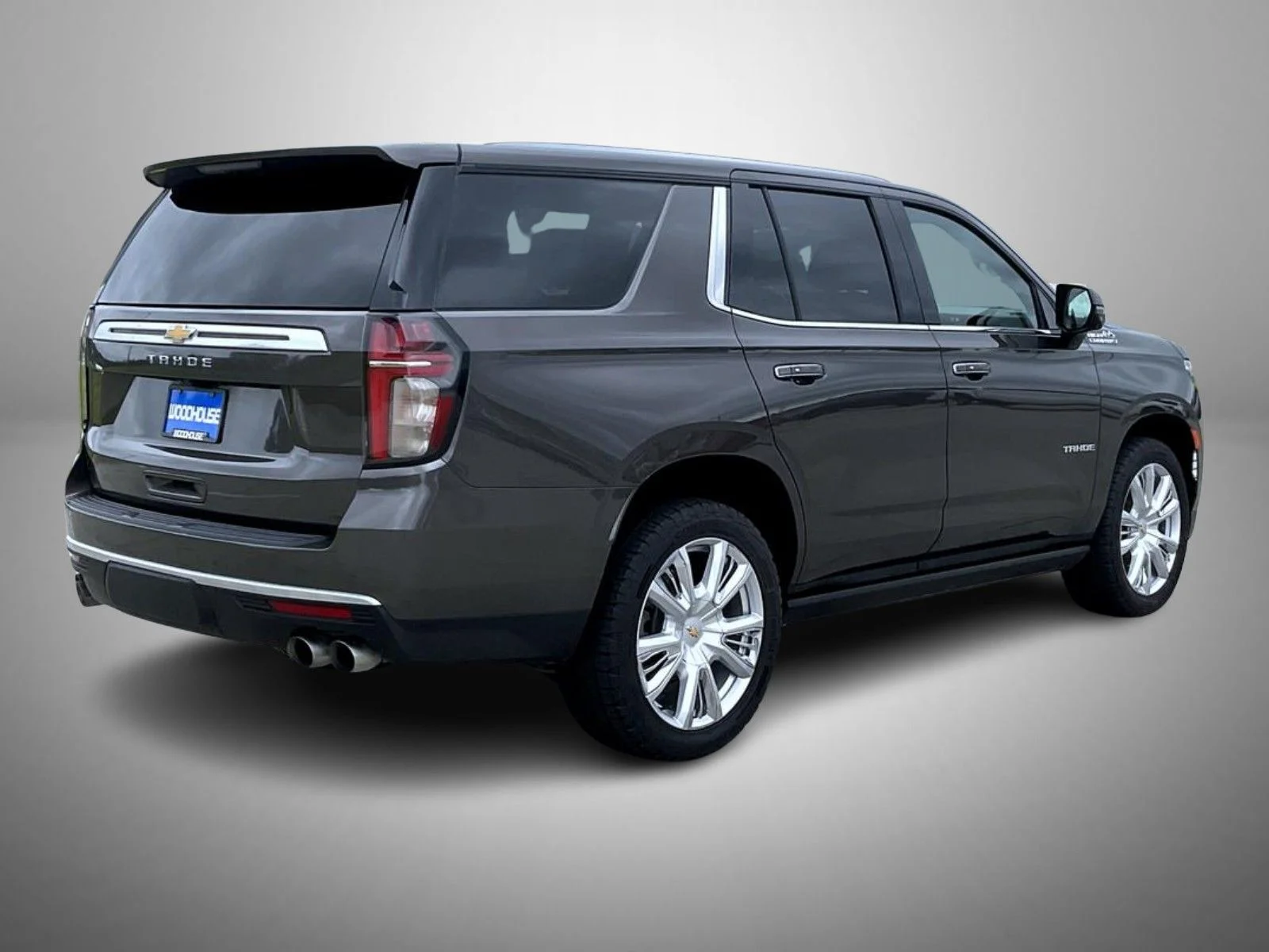 Used 2021 Gray Chevrolet High Country image 5