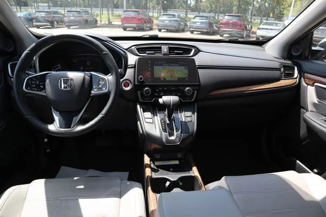 Used 2020 Lunar Silver Metallic Honda Touring image 24