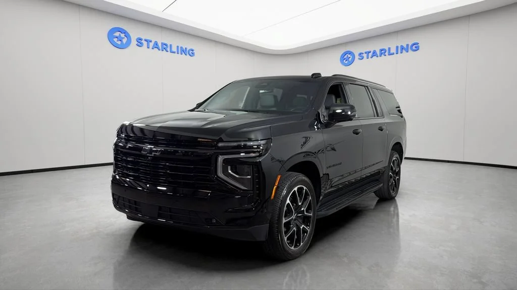 2025 Chevrolet Suburban RST - Photo 16