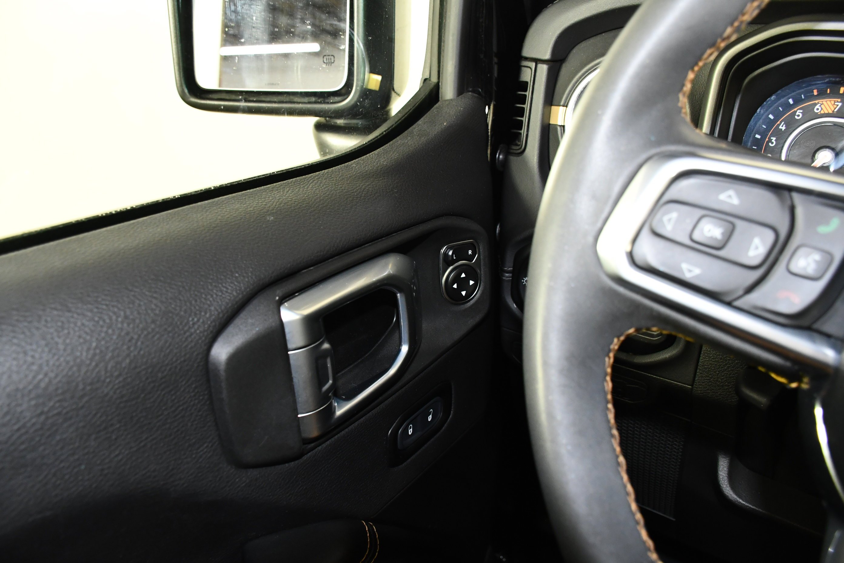 Used 2024 Black Clearcoat Jeep Sahara image 34