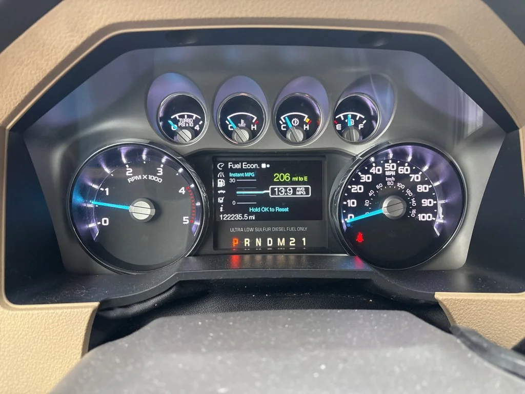 Used 2016  Ford Lariat image 15