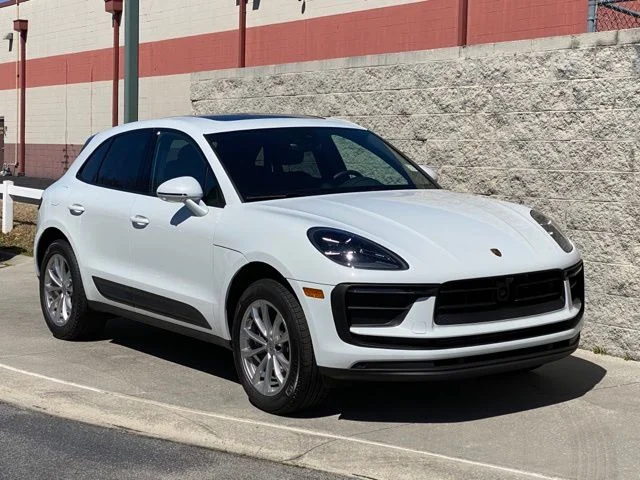 Used 2025 White Porsche  image 9