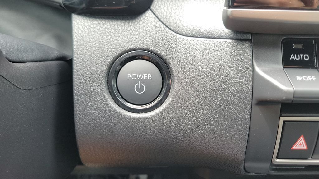 Certified Used 2025  Toyota SE image 23