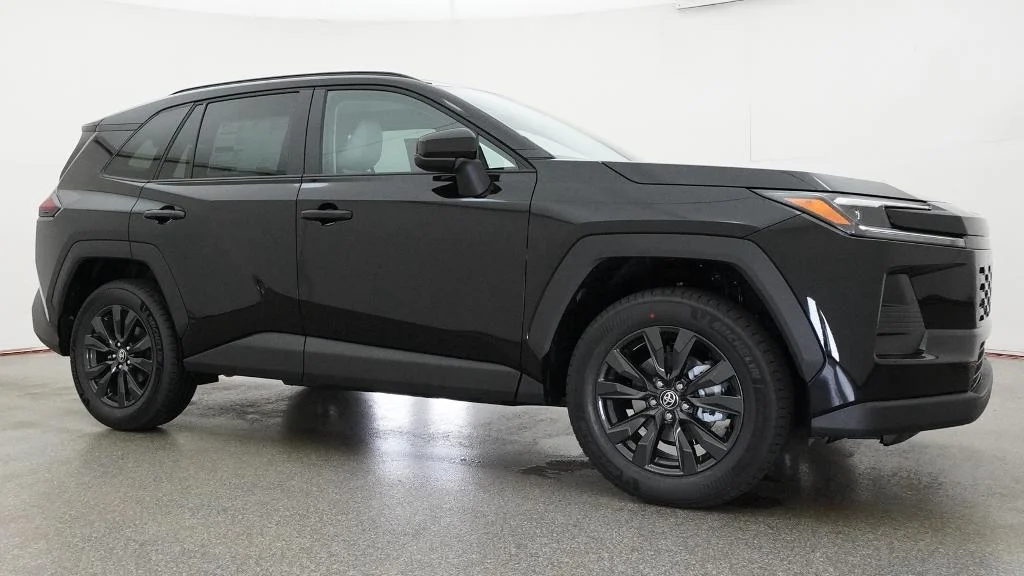 New 2026 Midnight Black Metallic Toyota XLE Premium image 11