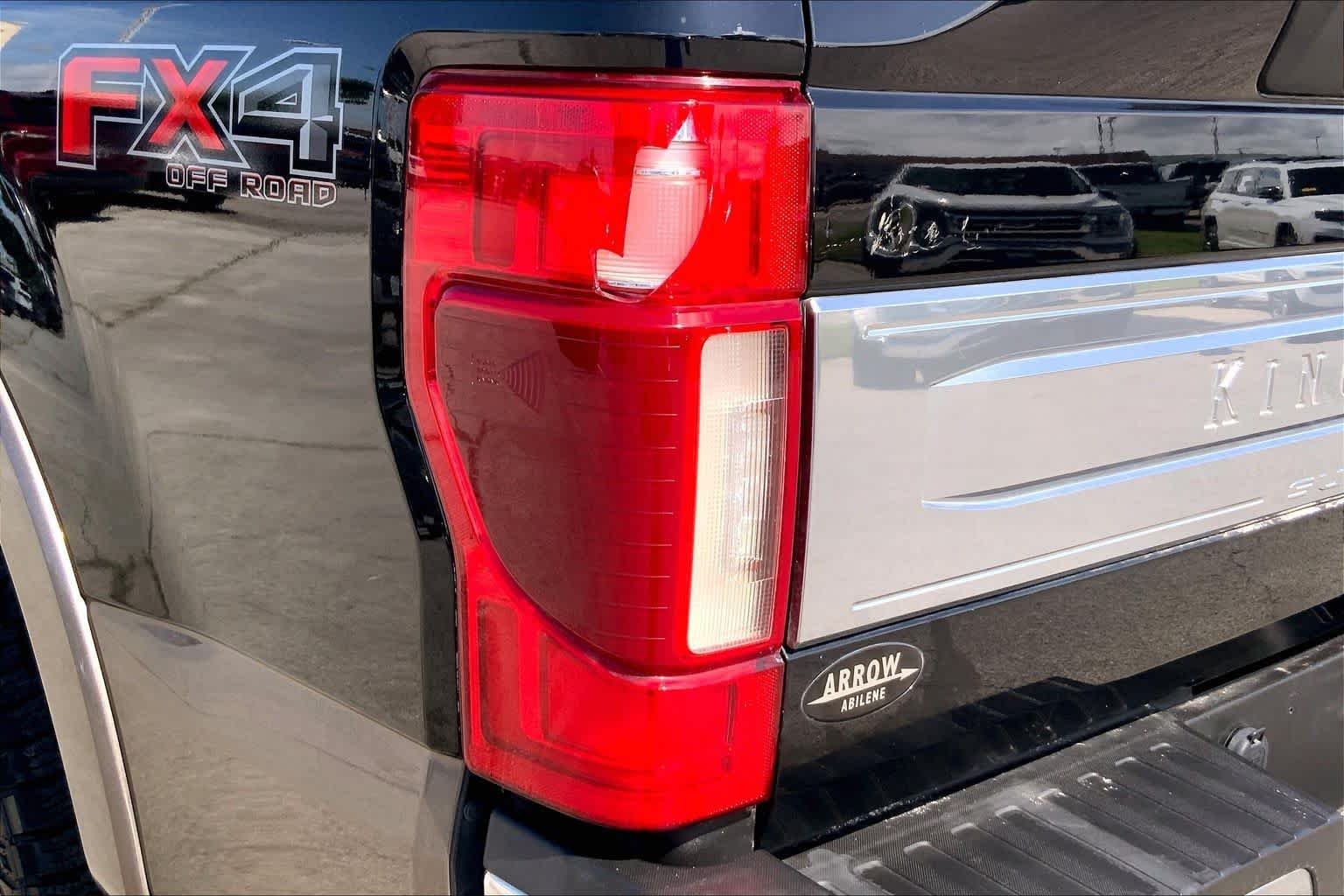 Used 2022 Agate Black/Stone Gray Ford King Ranch image 27