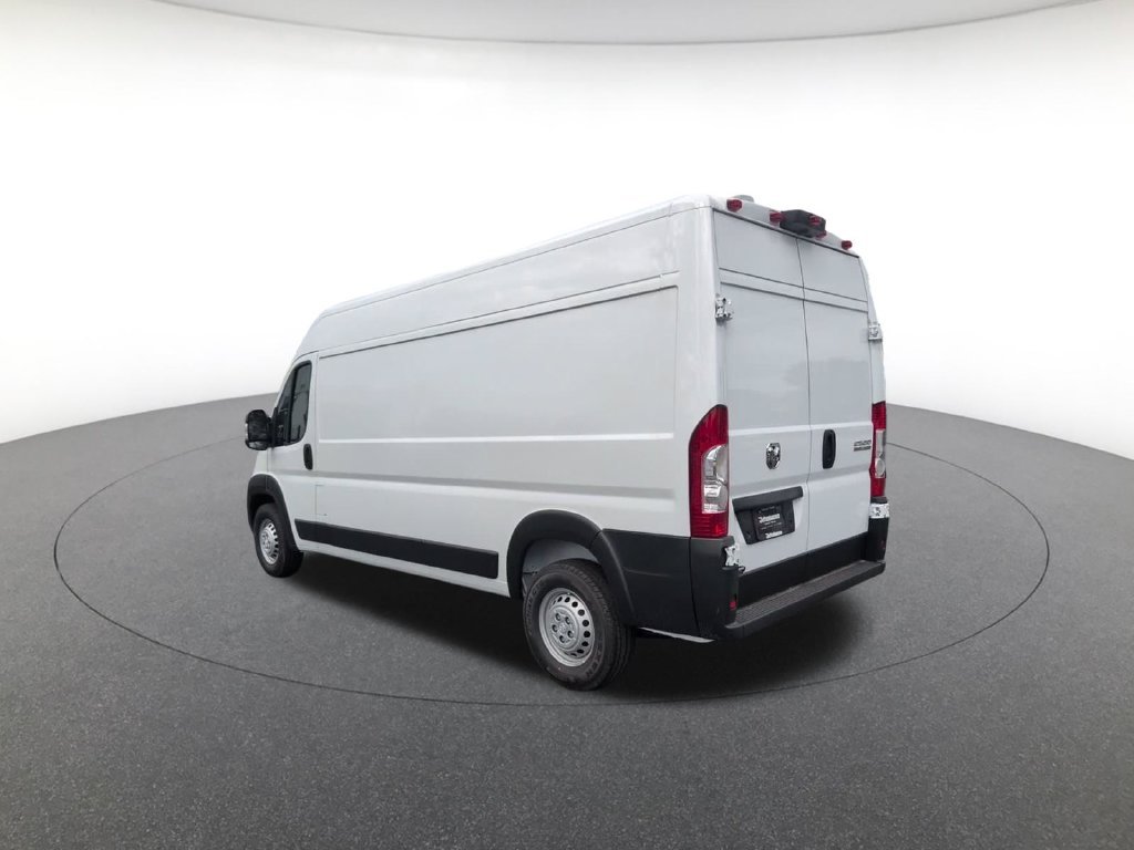 New 2026 Bright White Clear-Coat Exterior Paint RAM High Roof image 9