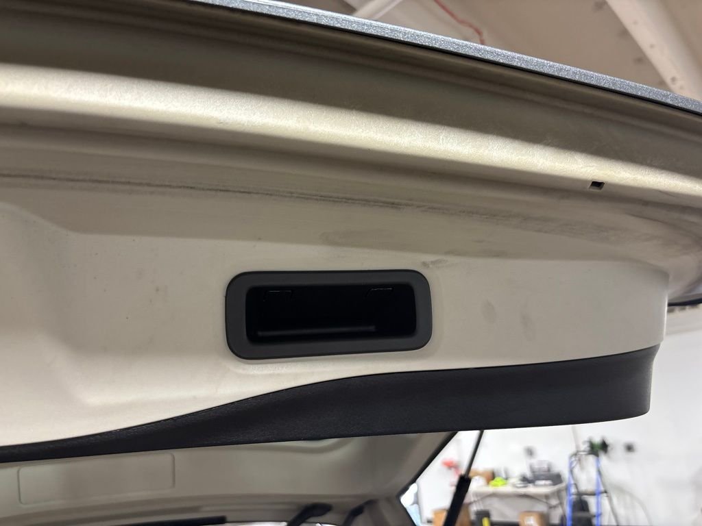 Used 2020 Gray Nissan S image 31