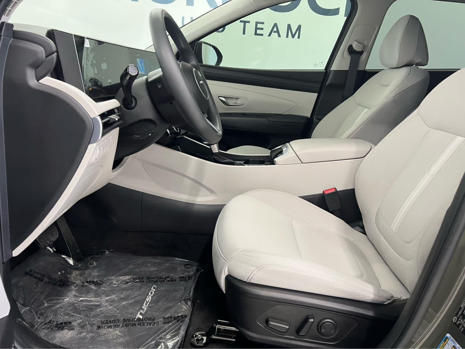 2025 Hyundai Tucson SEL - Photo 12