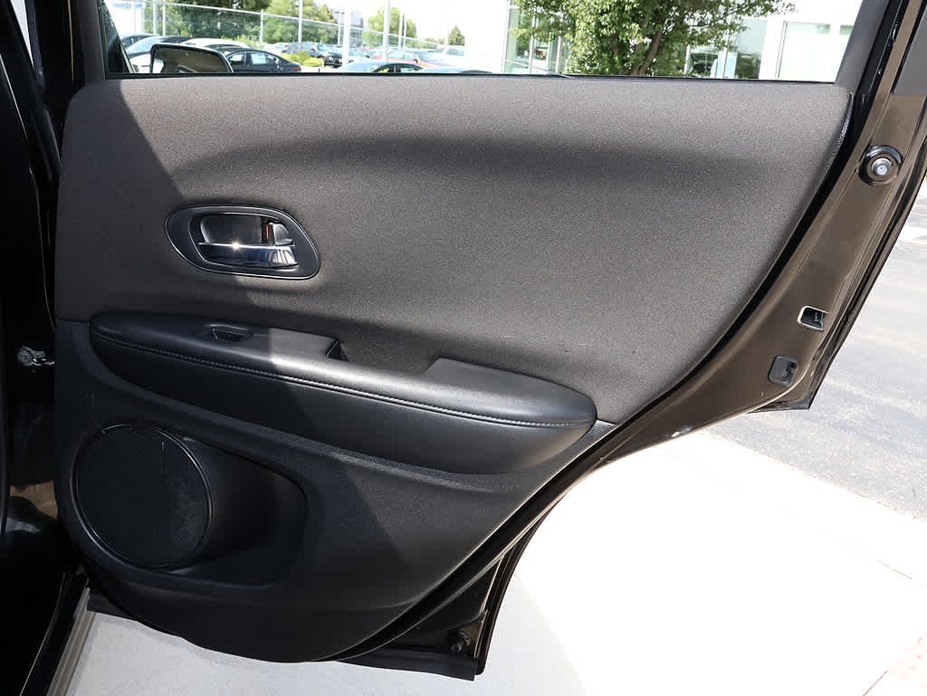 2017 Honda HR-V LX - Photo 20
