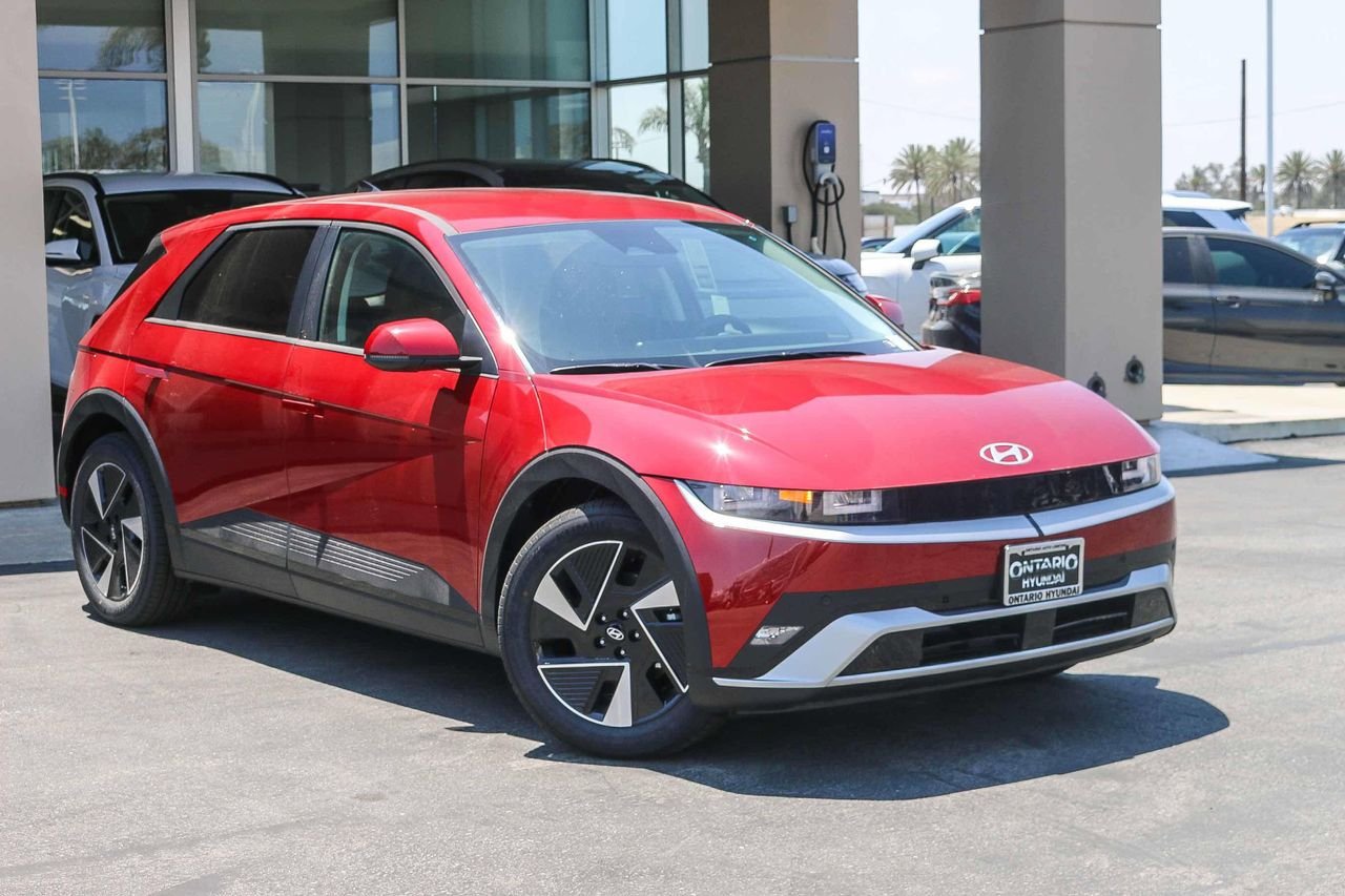 New 2026 Red Hyundai SEL image 2