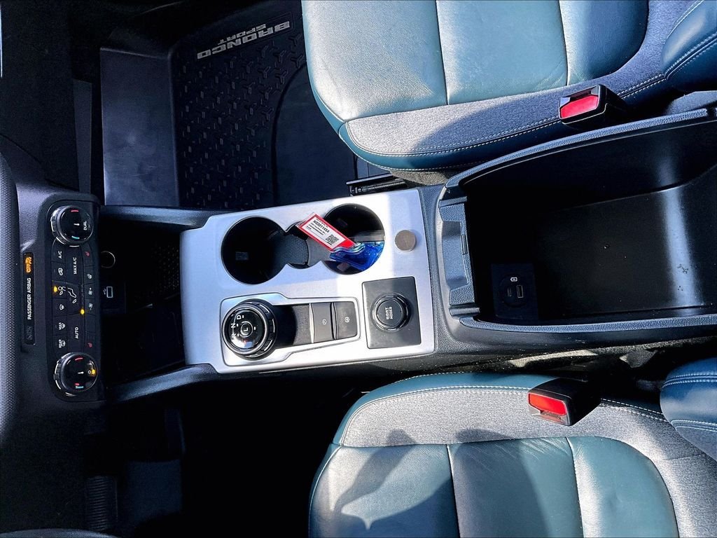 Used 2022 Black Ford Outer Banks image 27