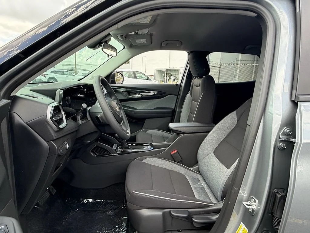 2026 Chevrolet Trailblazer LS - Photo 9