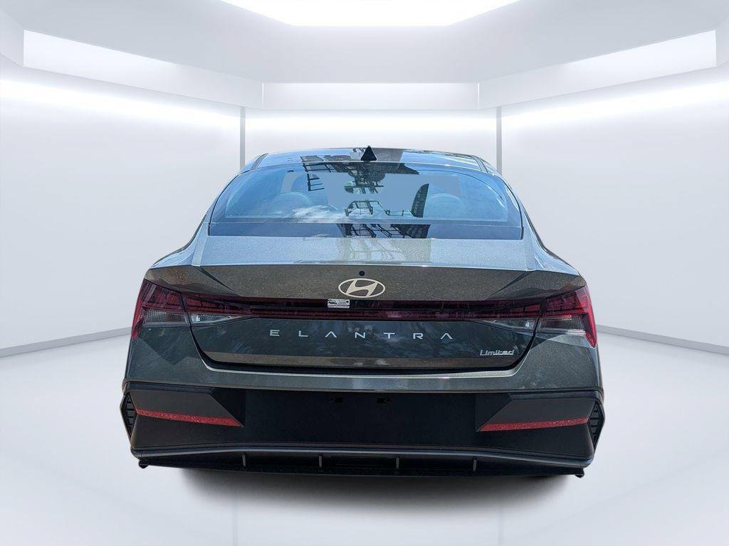 New 2026 Gray Hyundai Limited image 4
