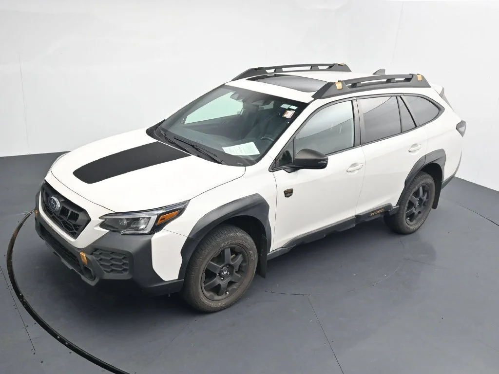 Used 2024 White Subaru Wilderness image 11