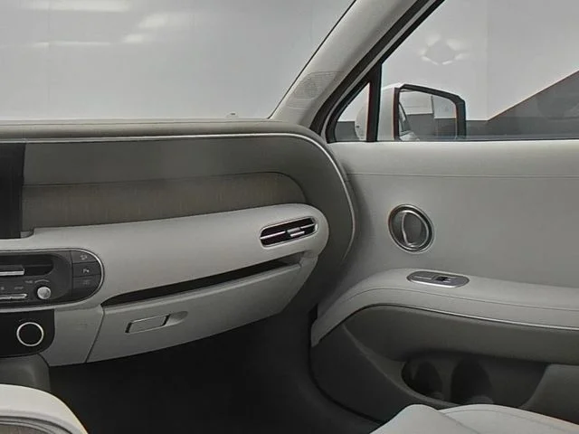New 2026 Silver Hyundai SEL image 35