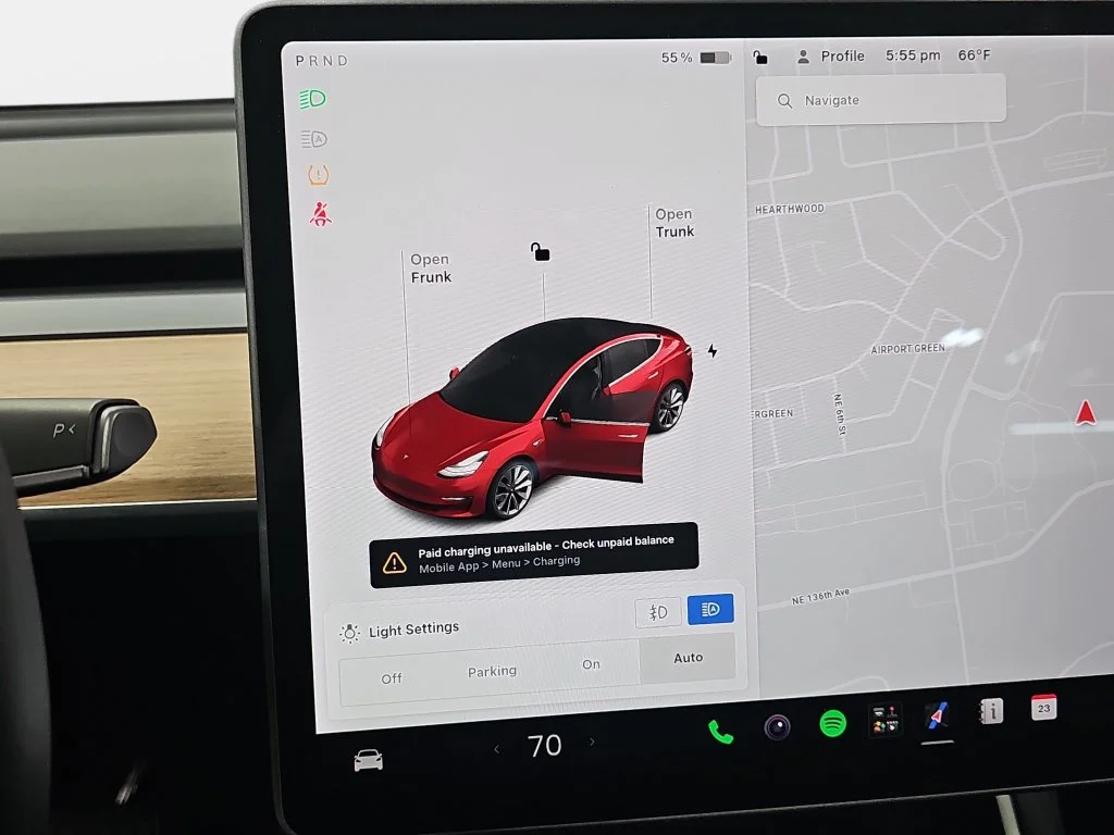 Used 2020  Tesla Long Range image 27