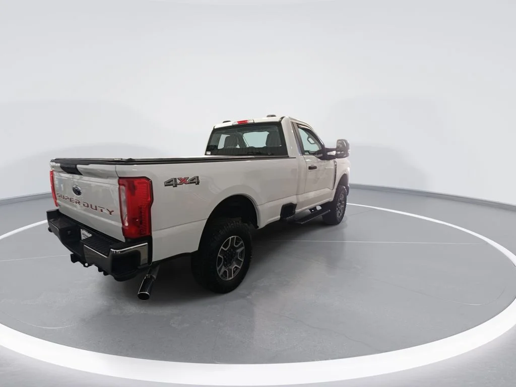 Used 2024 White Ford XL image 8