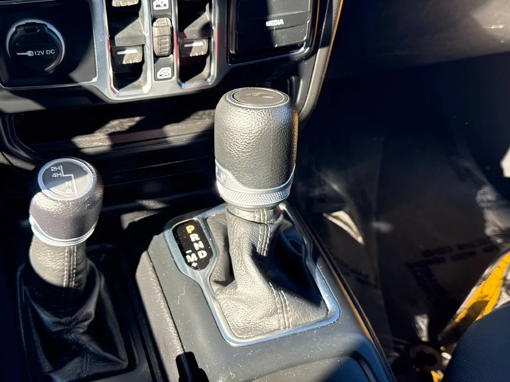 Used 2020 Yellow Jeep Unlimited Sport S image 15