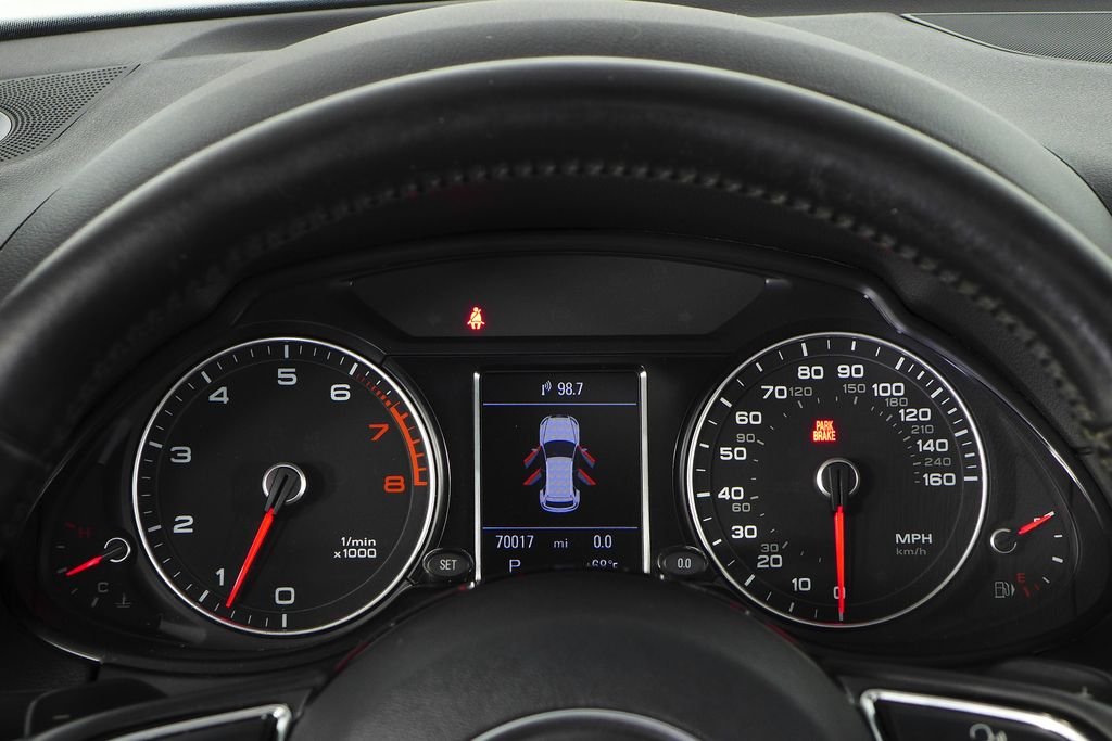 Used 2015 Silver Audi 2.0T Premium Plus image 28