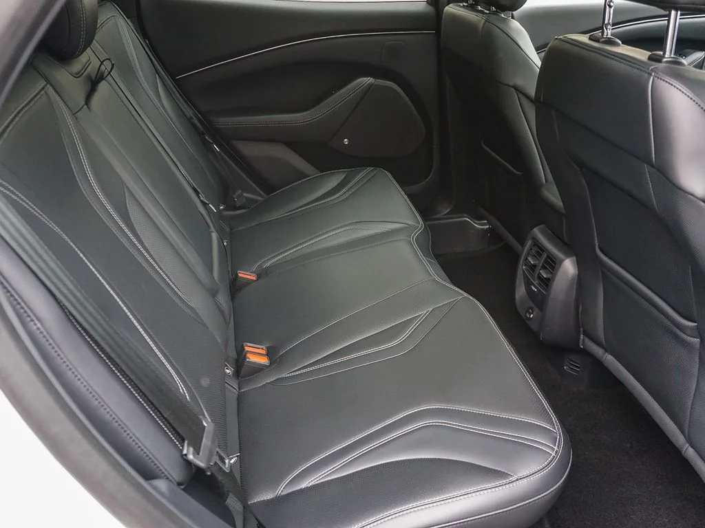 Used 2022 White Ford Premium image 14