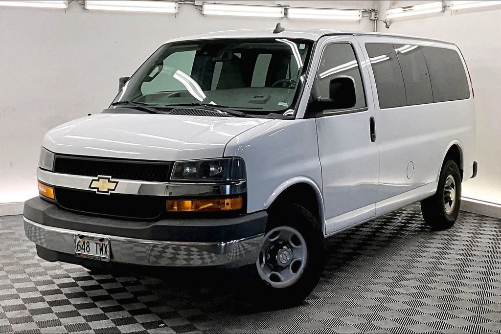 2020 Chevrolet Express Passenger LT
