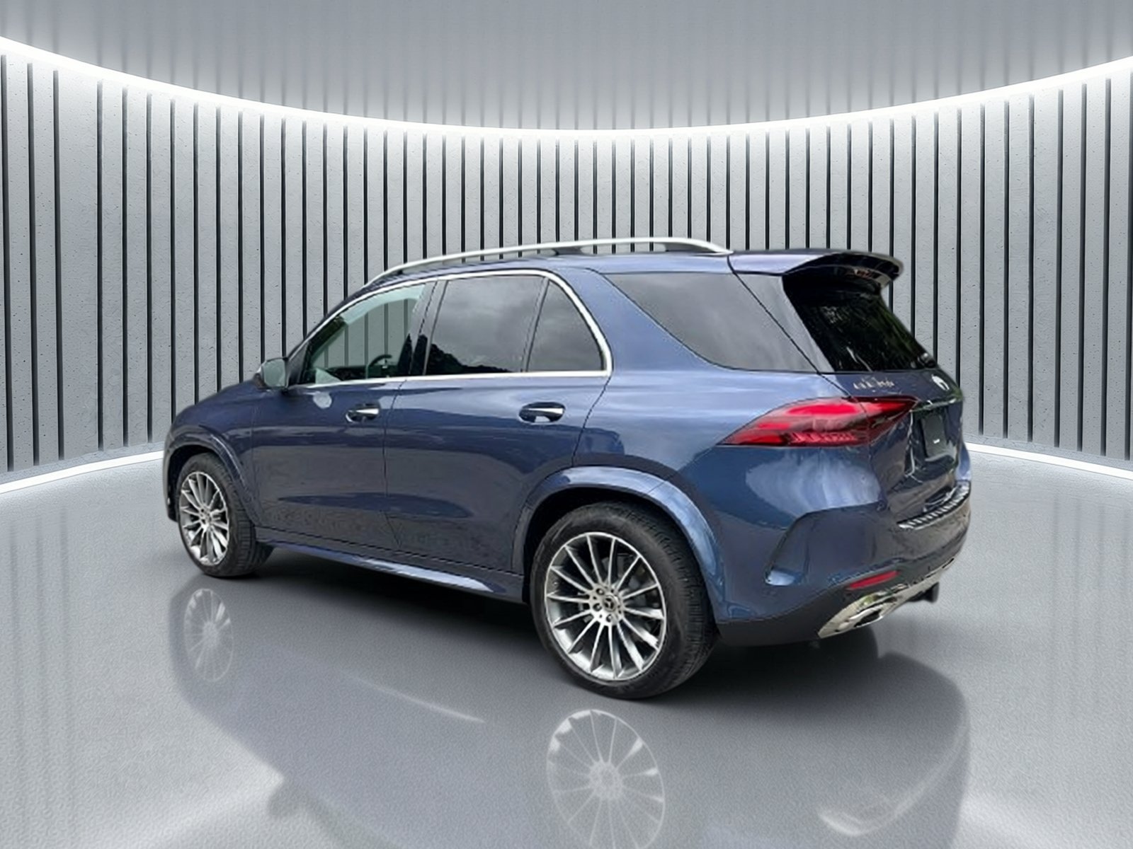 Certified Used 2026 Blue Mercedes-Benz GLE 350 image 3