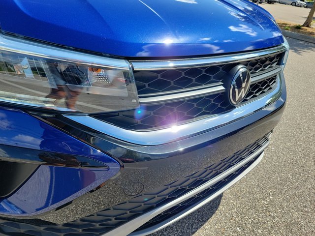 Used 2023 Dusk Blue Metallic Volkswagen 1.5T S image 13