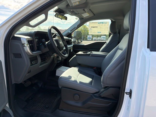 New 2026 Oxford White Ford F-600® XL image 9