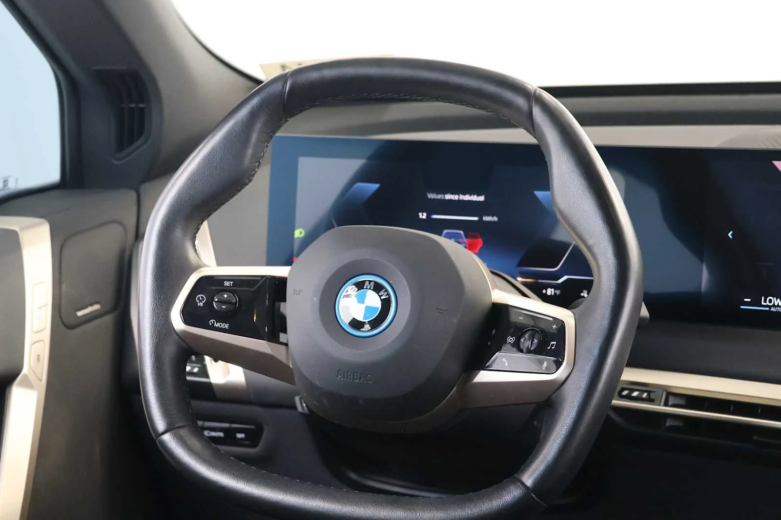 Certified Used 2024 Phytonic Blue Metallic BMW xDrive50 image 21