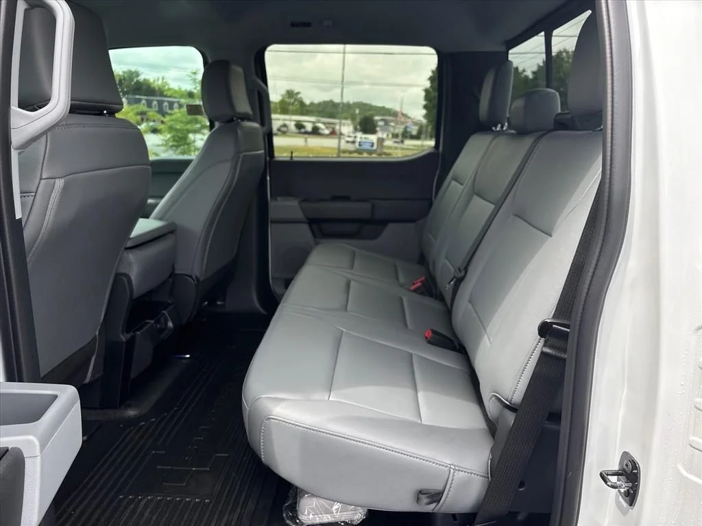 2026 Ford F-350 Super Duty XL - Photo 17